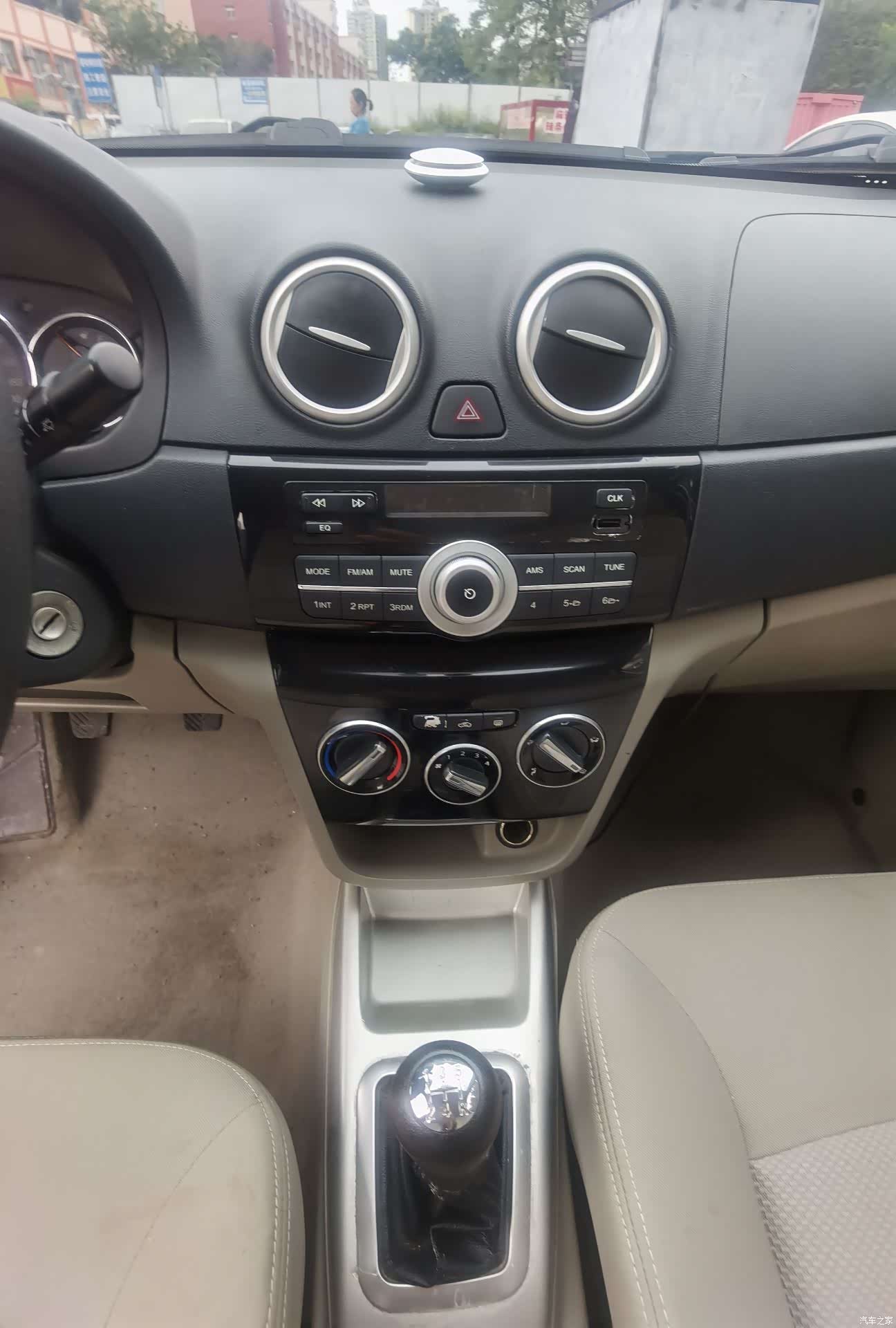 Changan V3, 2016 12