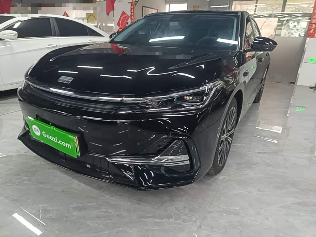 Geely Galaxy A7 EM