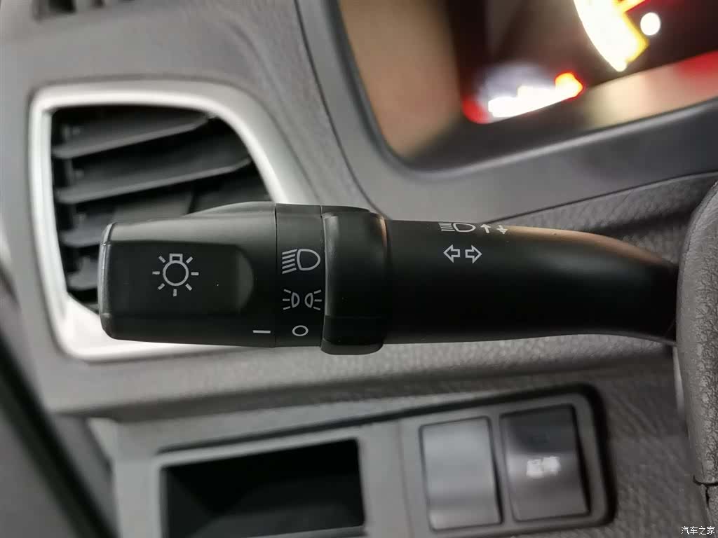 BYD F3, 2015 21