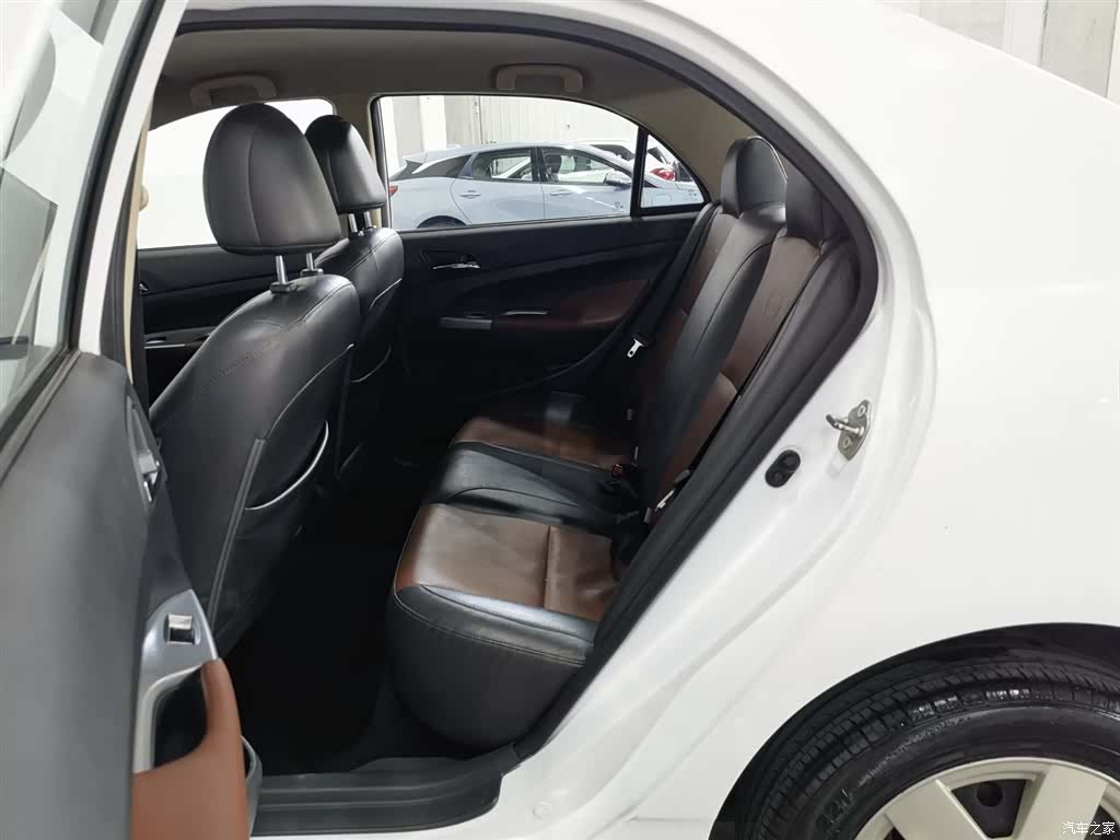BYD F3, 2015 15