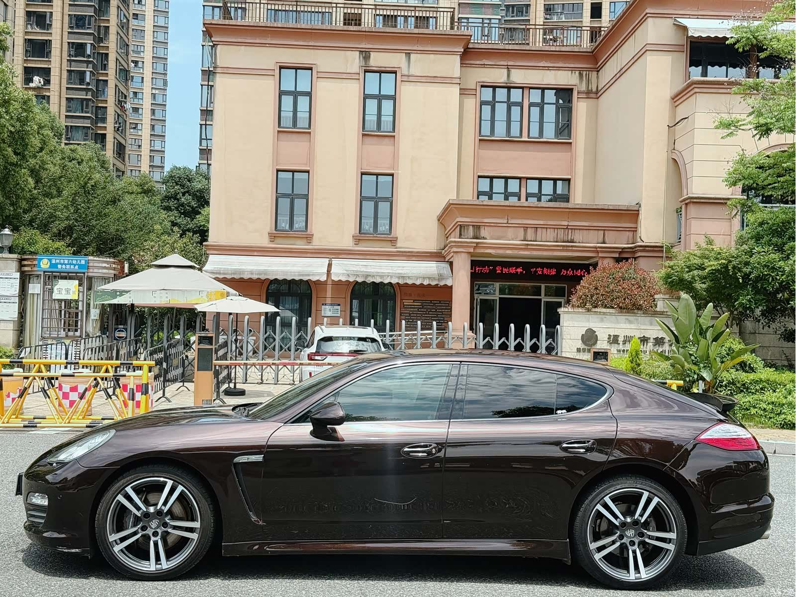 Porsche Panamera, 2012 4