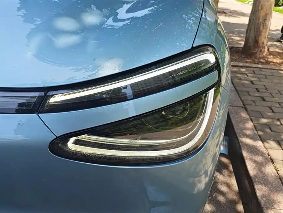 Dongfeng Nammi Nano 01