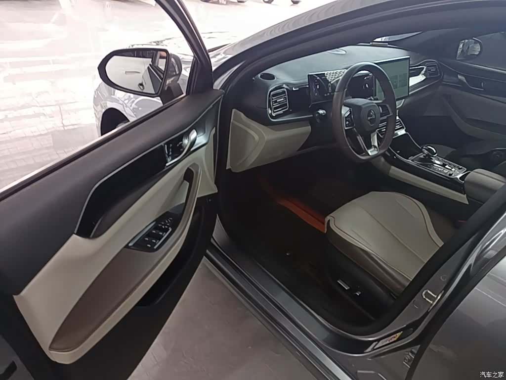 BYD Qin, 2023 12