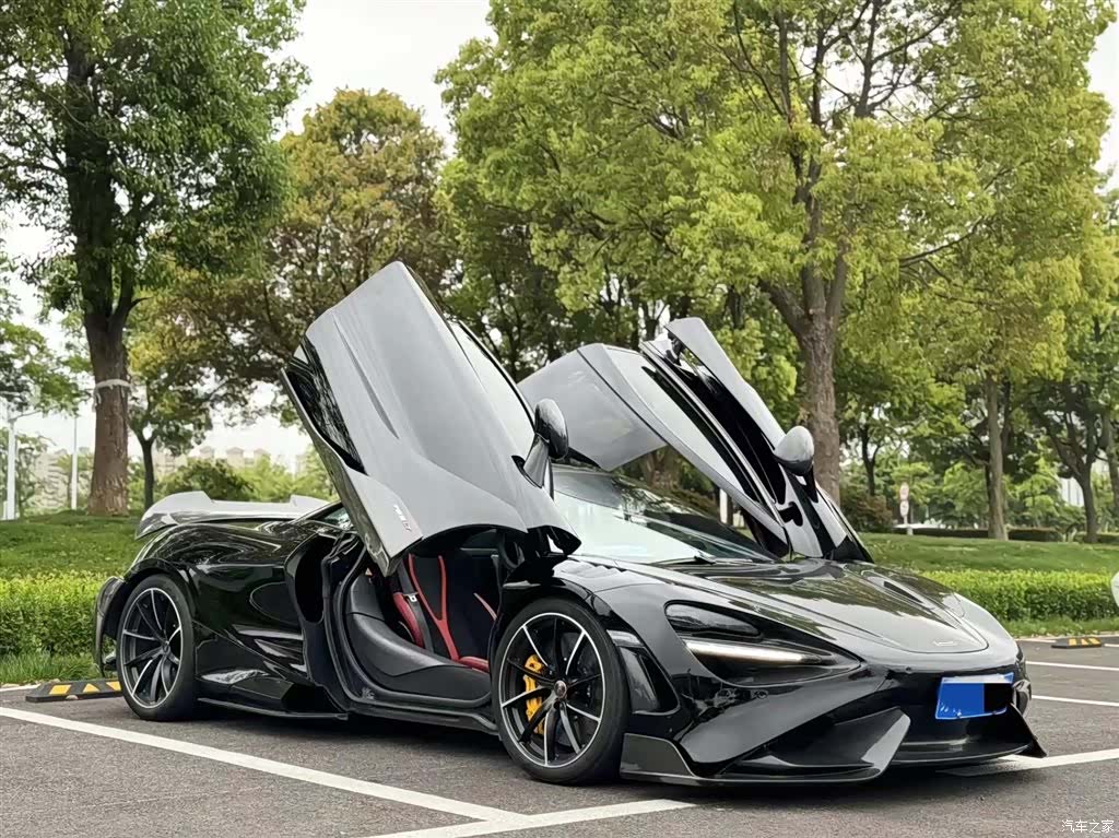 McLaren 720S, 2020 3