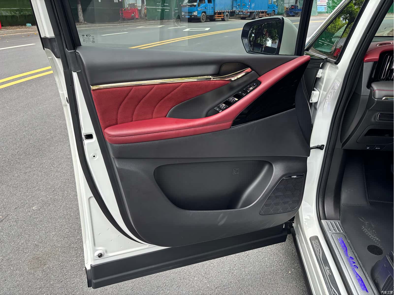 Trumpchi M8, 2023 11
