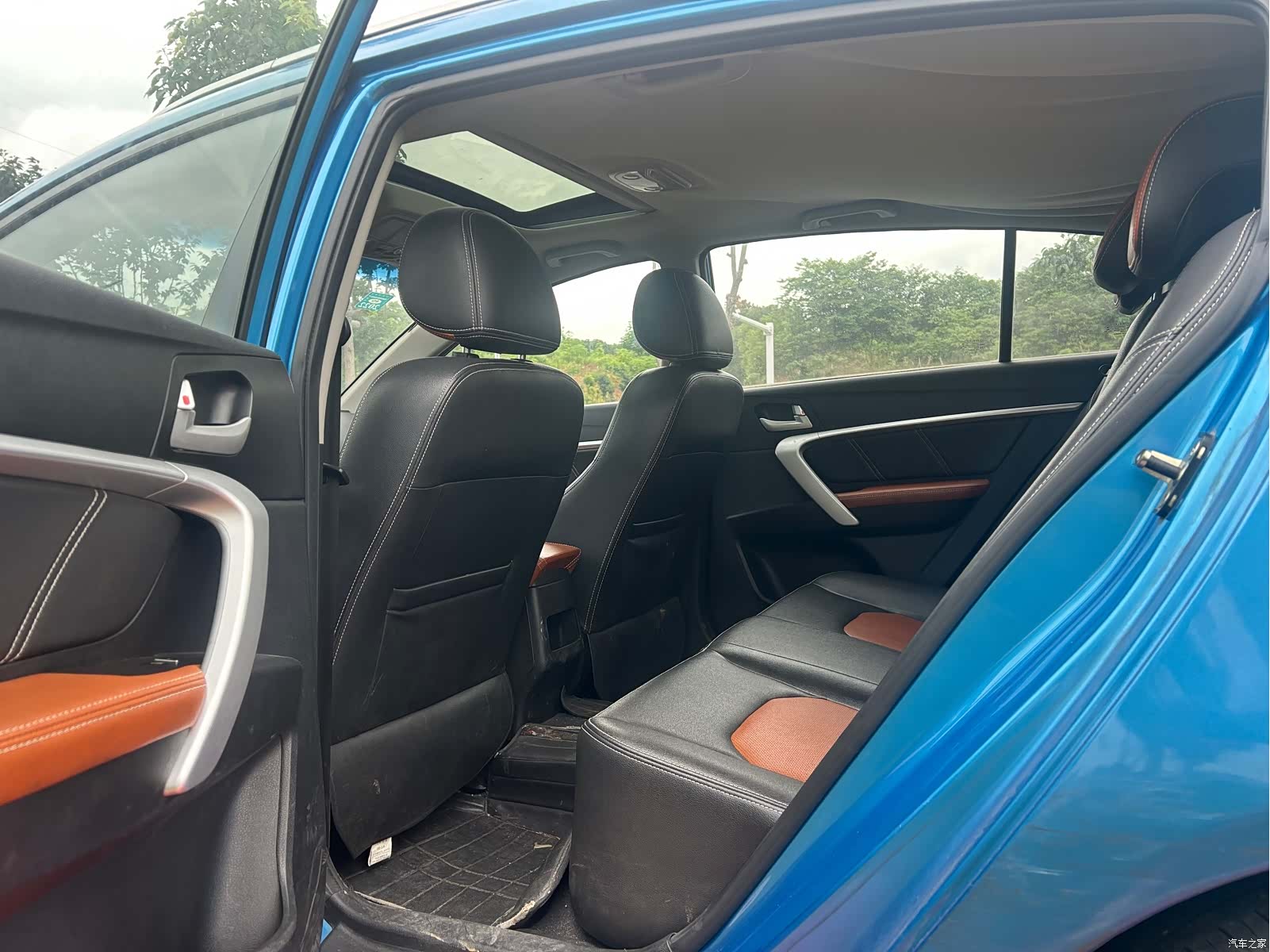 Geely Emgrand, 2016 8
