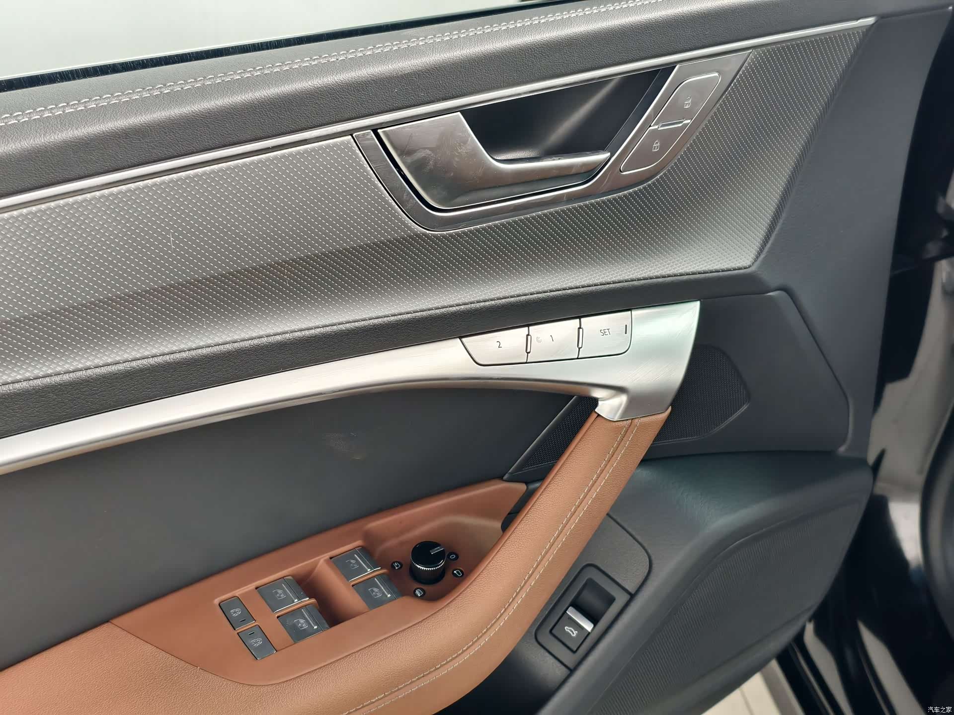 Audi A7L, 2024 13