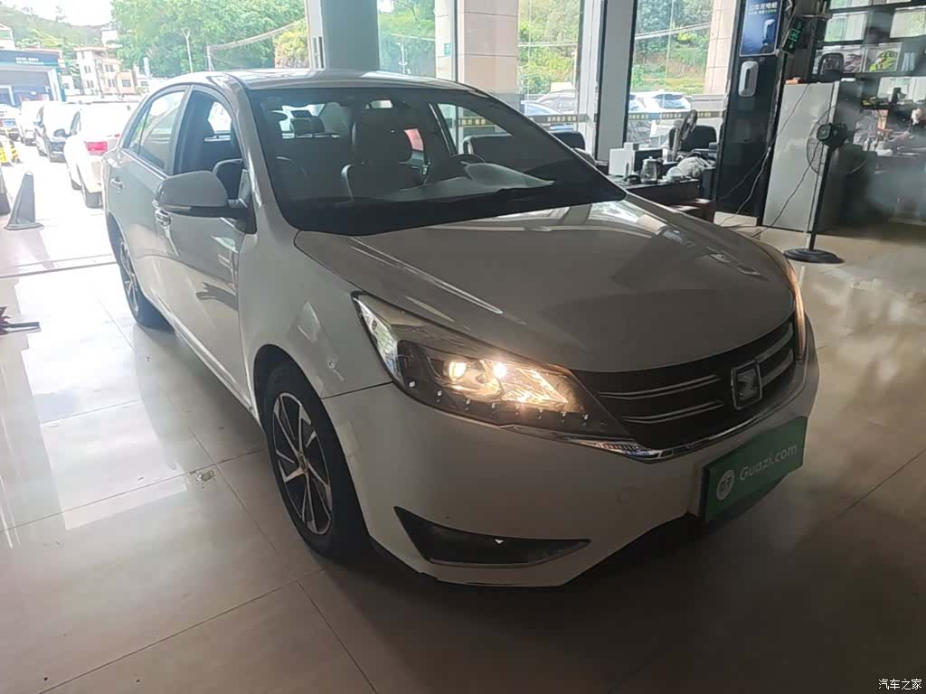 Zotye Z360, 2018 4