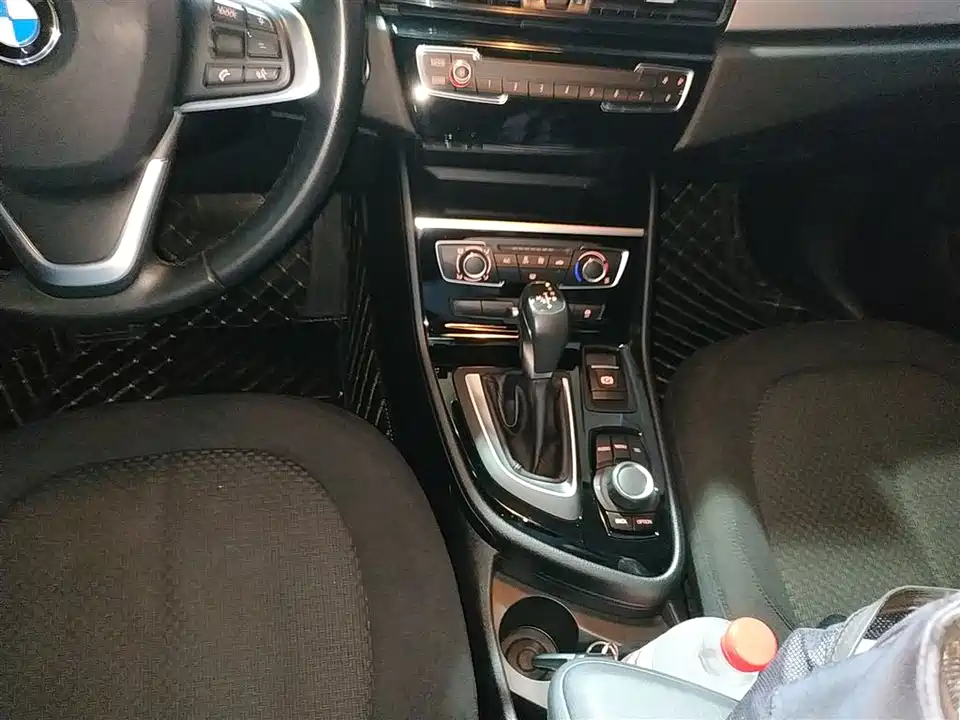 BMW 2 series station wagon