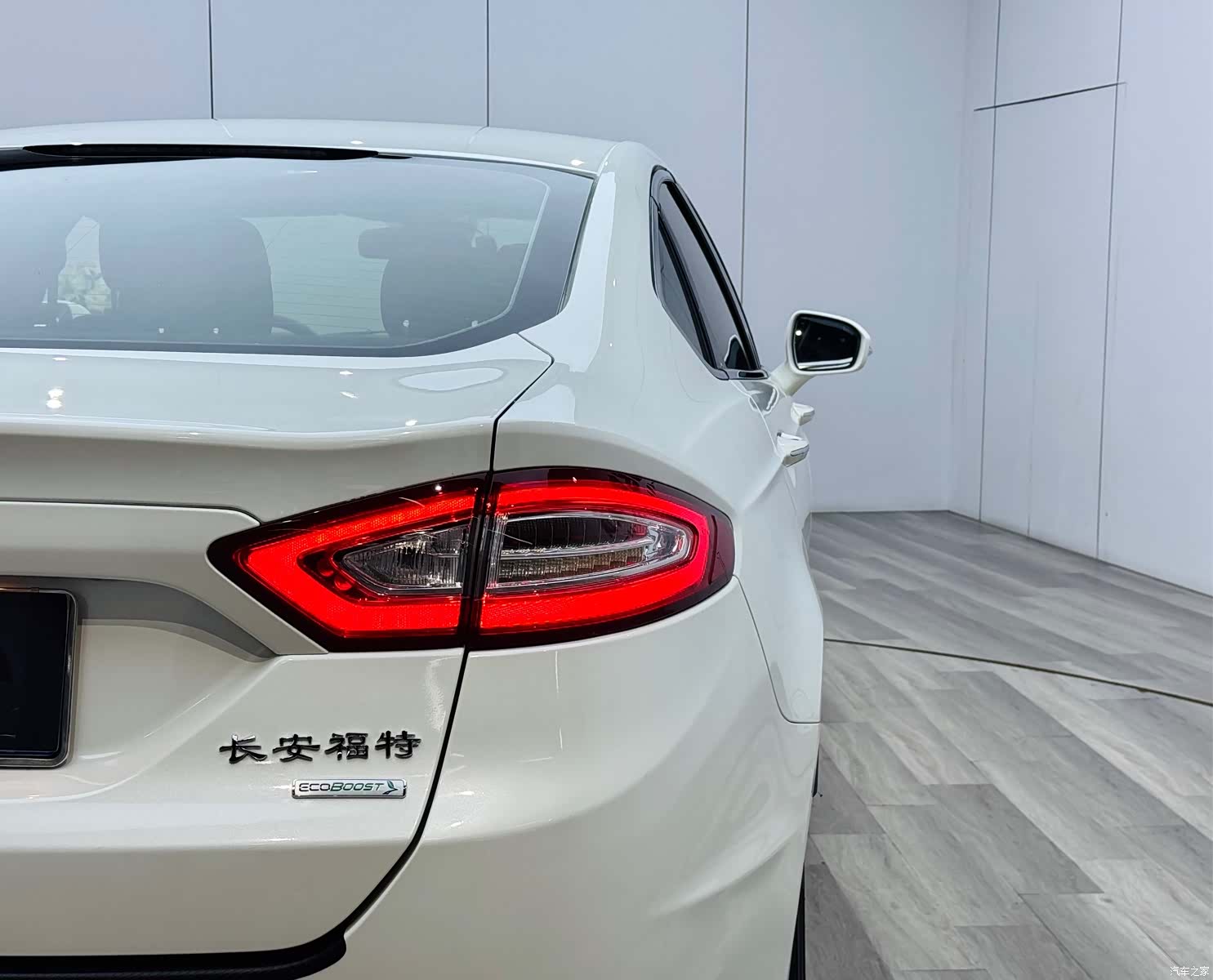 Ford Mondeo, 2015 24