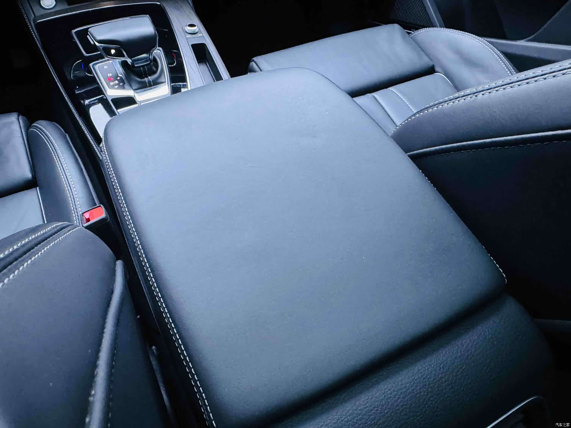 Audi Q5L, 2021 12