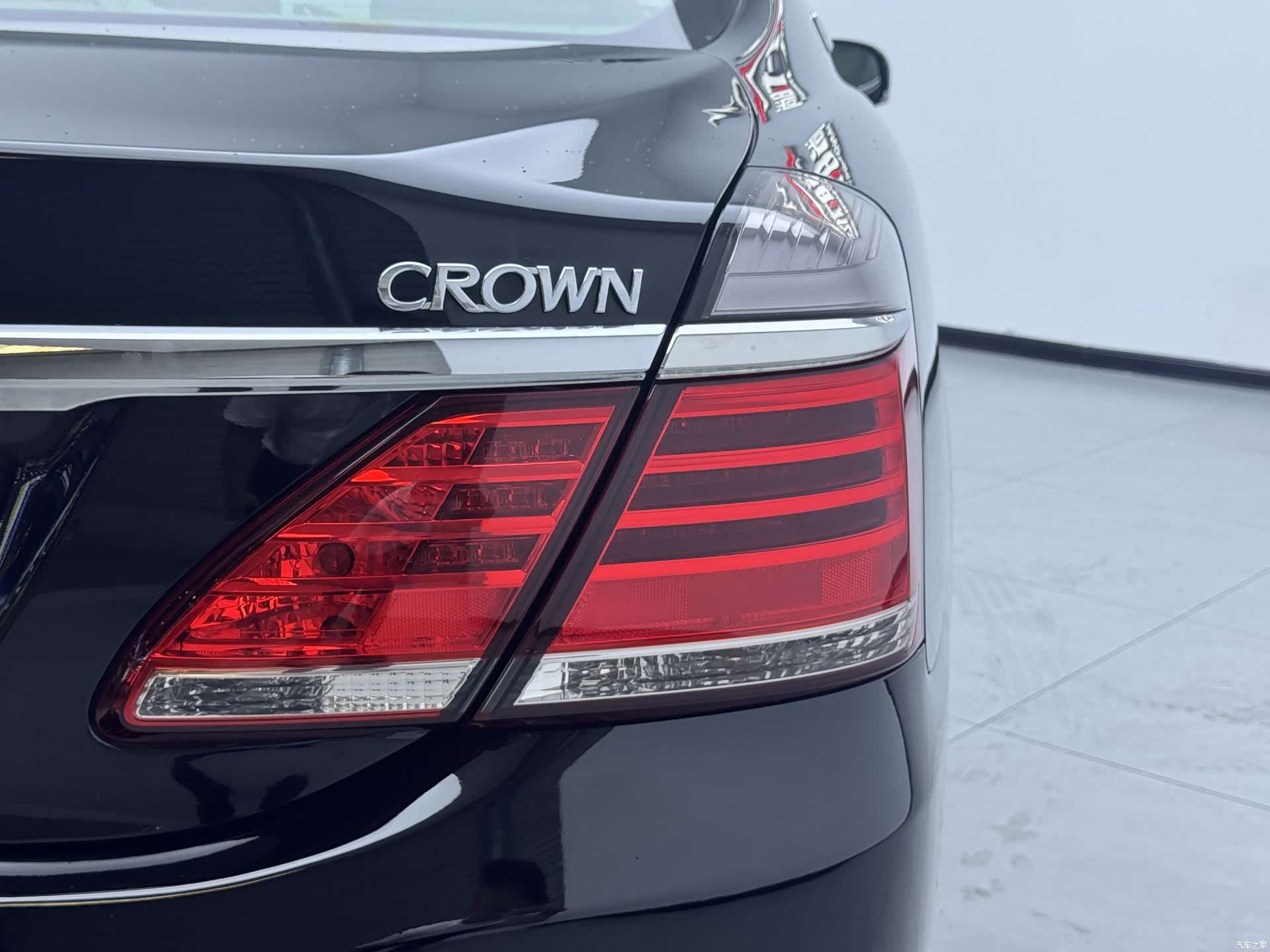 Toyota Crown, 2012 12