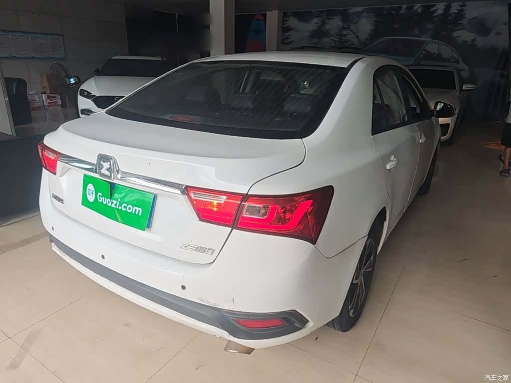 Zotye Z360, 2018 7