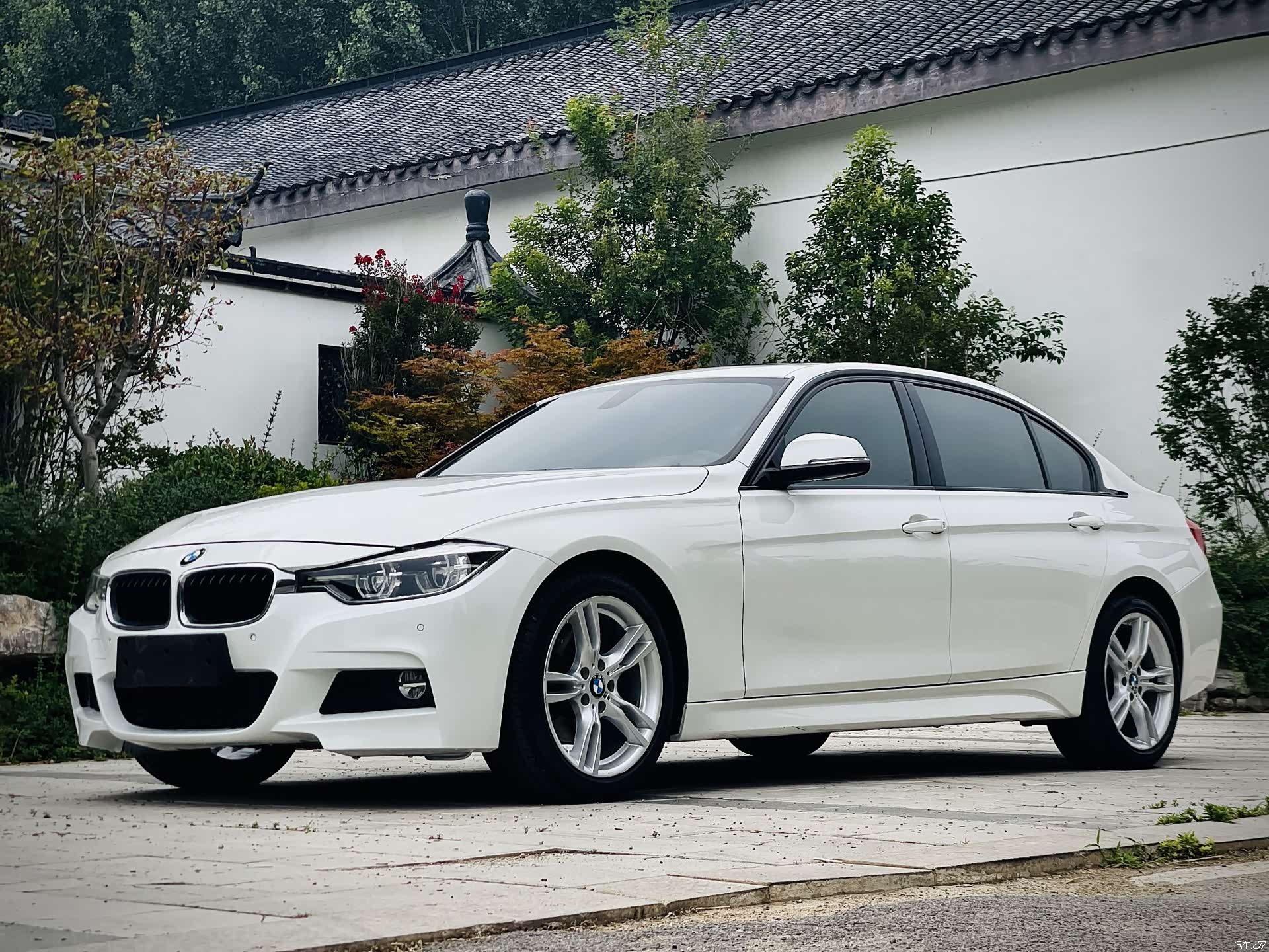 BMW 3 Series, 2017 1