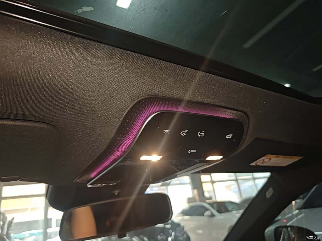 Mercedes-Benz C-Class, 2024 18
