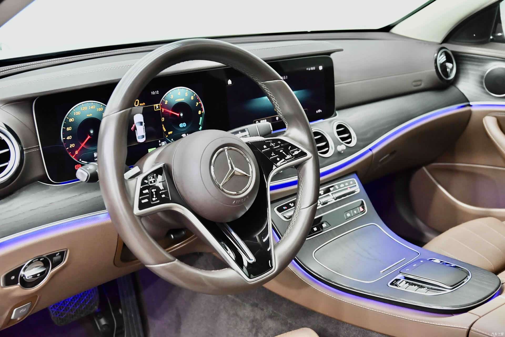 Mercedes-Benz E-Class, 2022 18