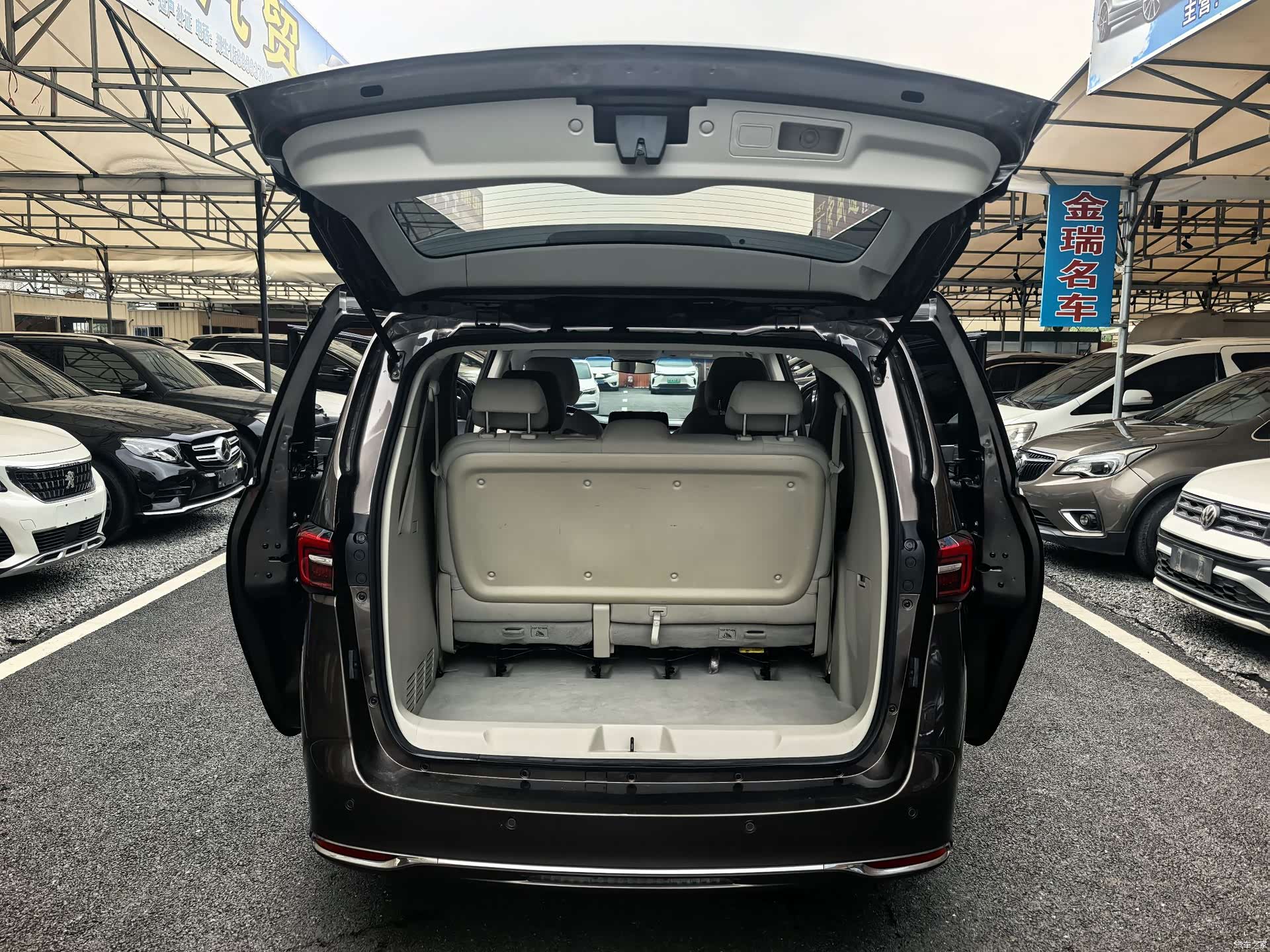 Buick GL8, 2024 8