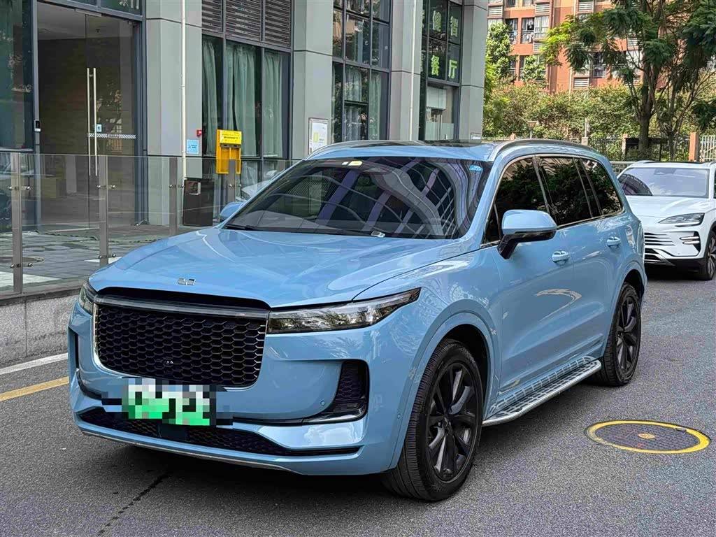 Li Auto ONE