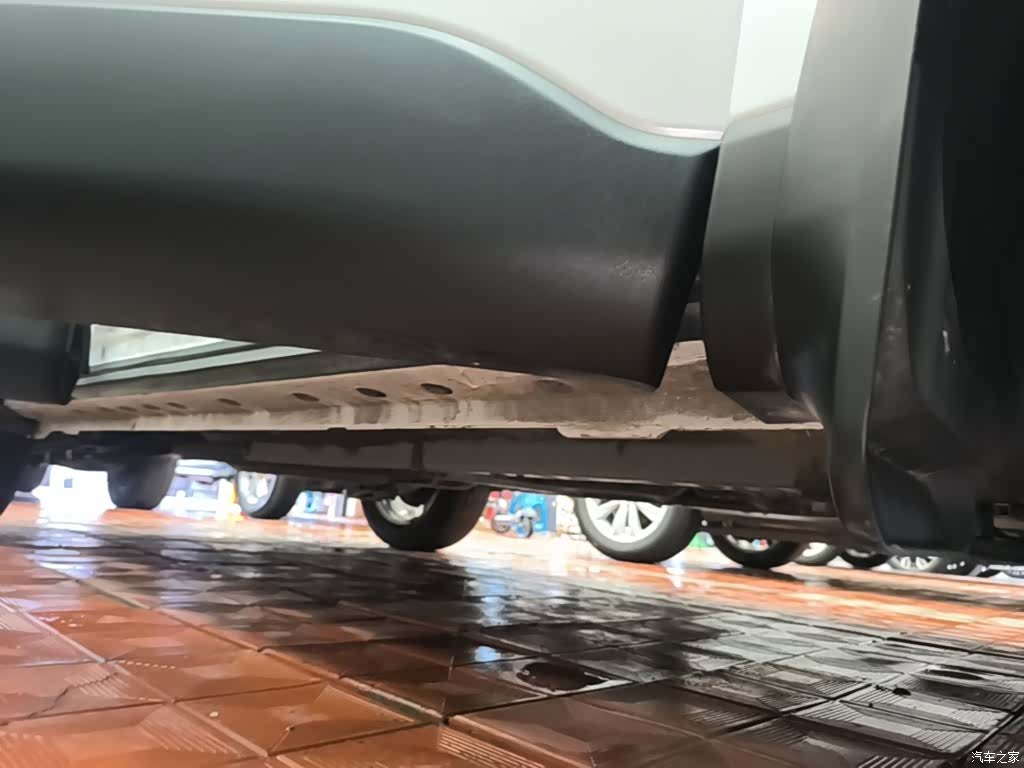 Toyota Frontlander, 2023 21