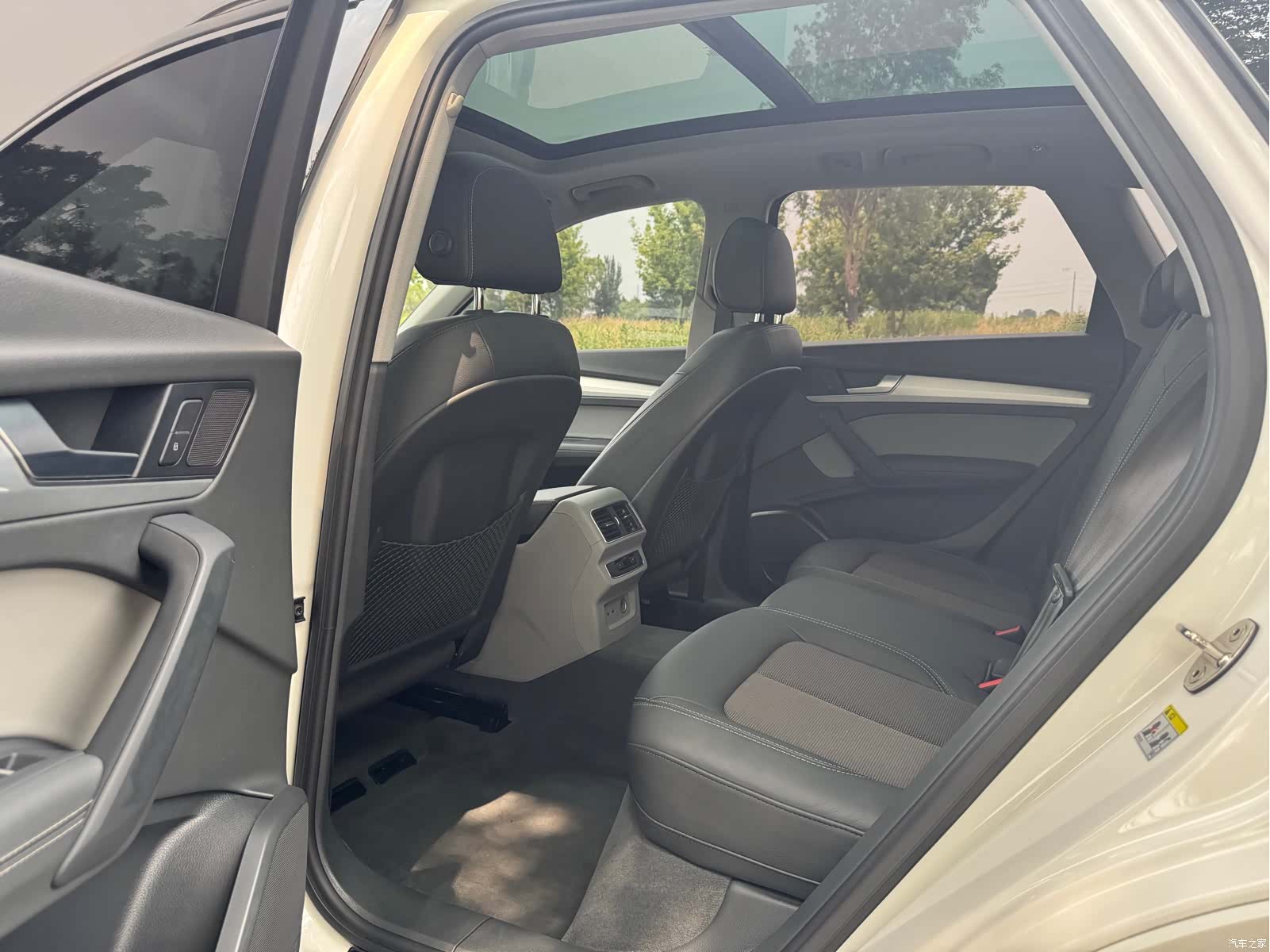Audi Q5L, 2021 все фото