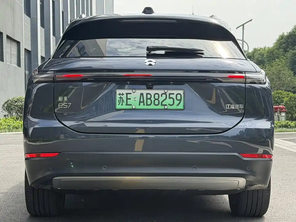 NIO ES7