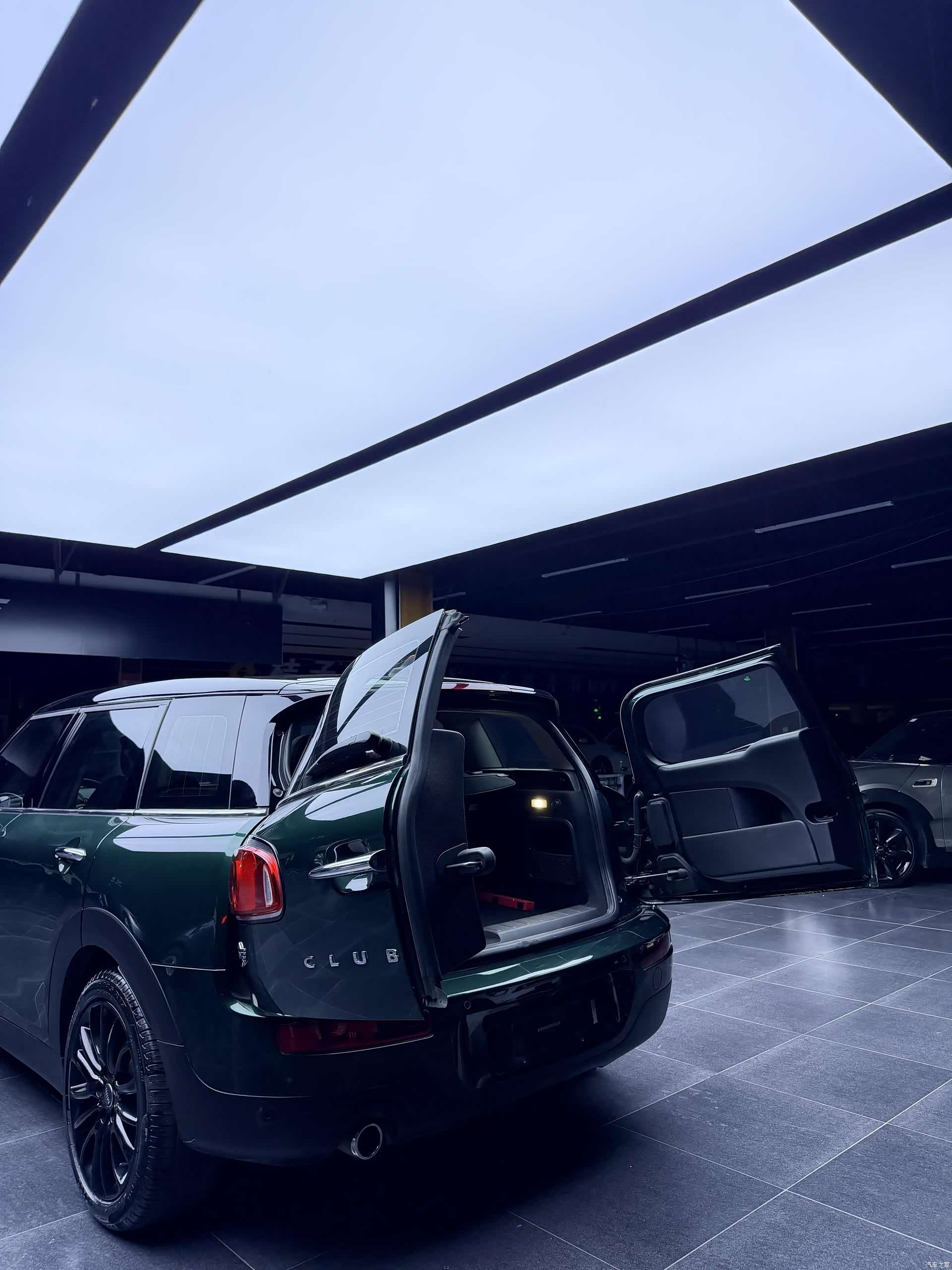 Mini Clubman, 2019 все фото