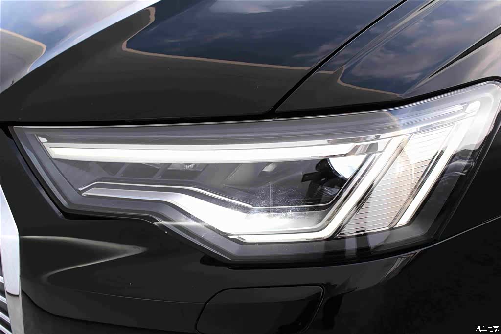 Audi A6L, 2022 10