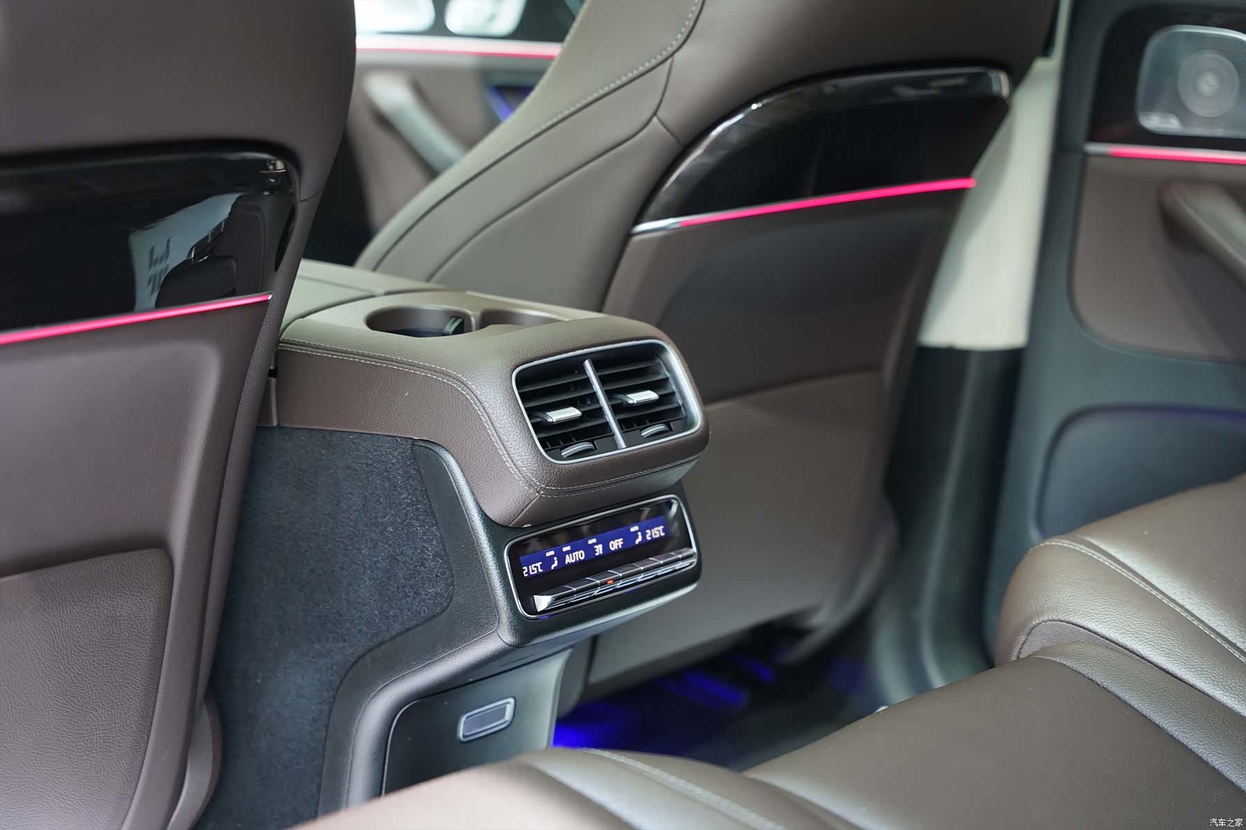 Mercedes-Benz GLS, 2021 18