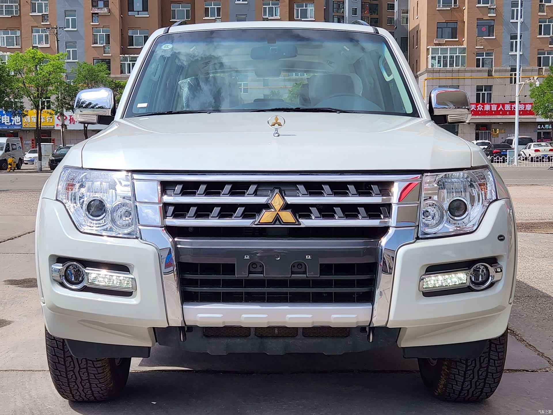 Mitsubishi Pajero, 1900 все фото
