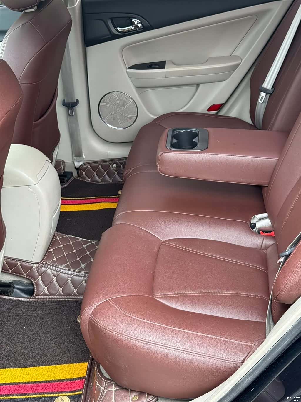 Bestune B50, 2014 10