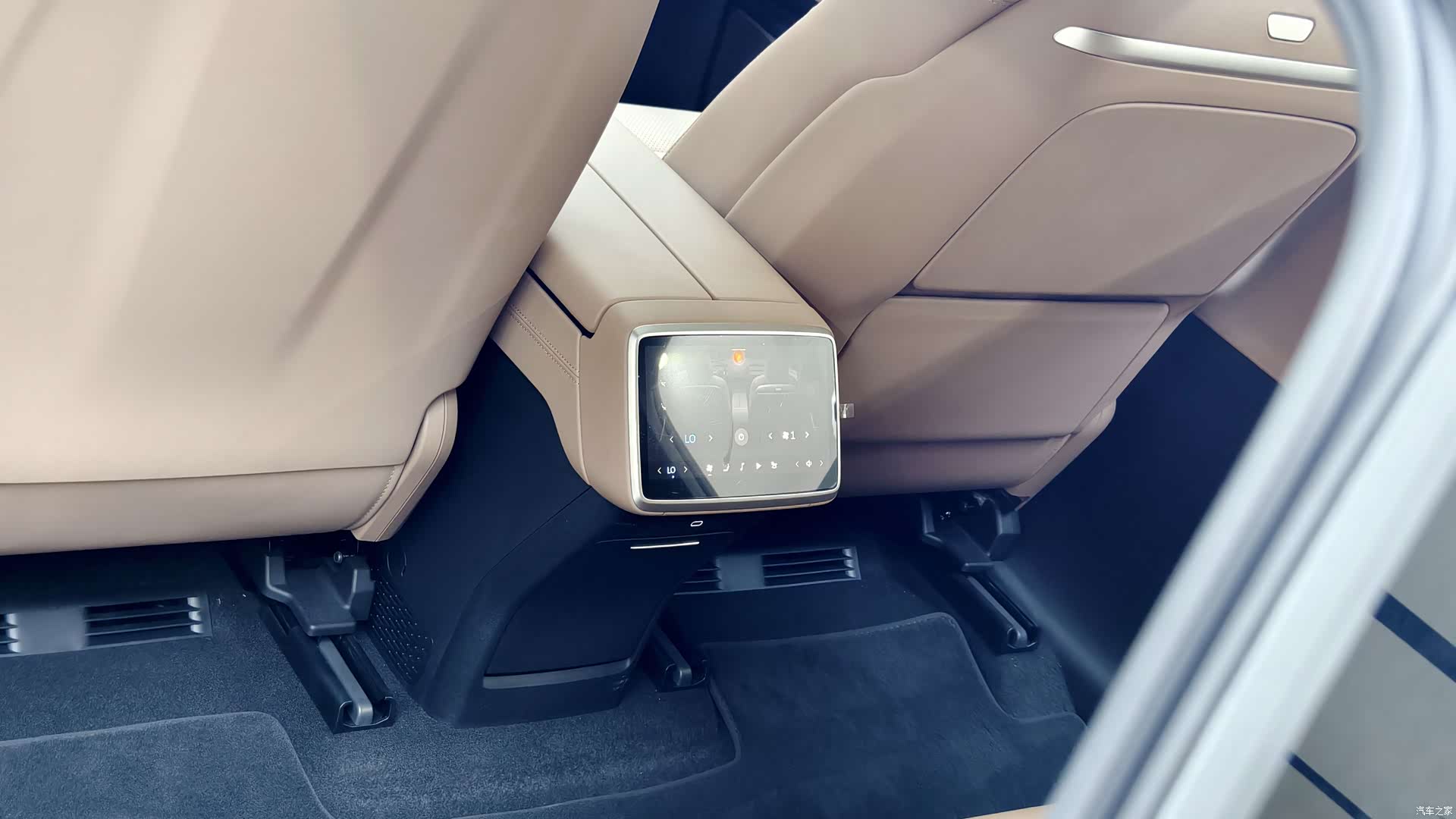 NIO L60, 2025 12