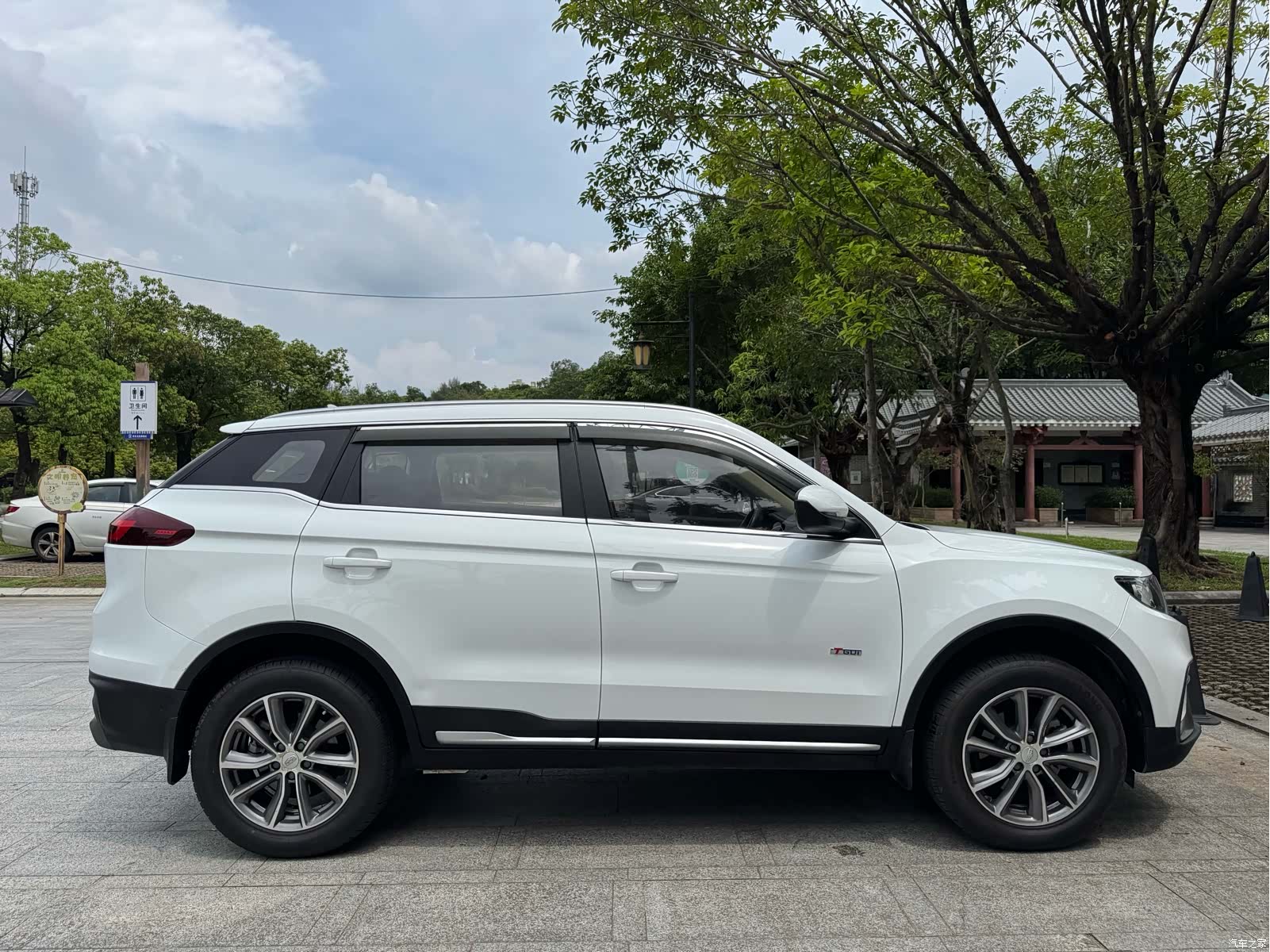 Geely Boyue, 2019 7