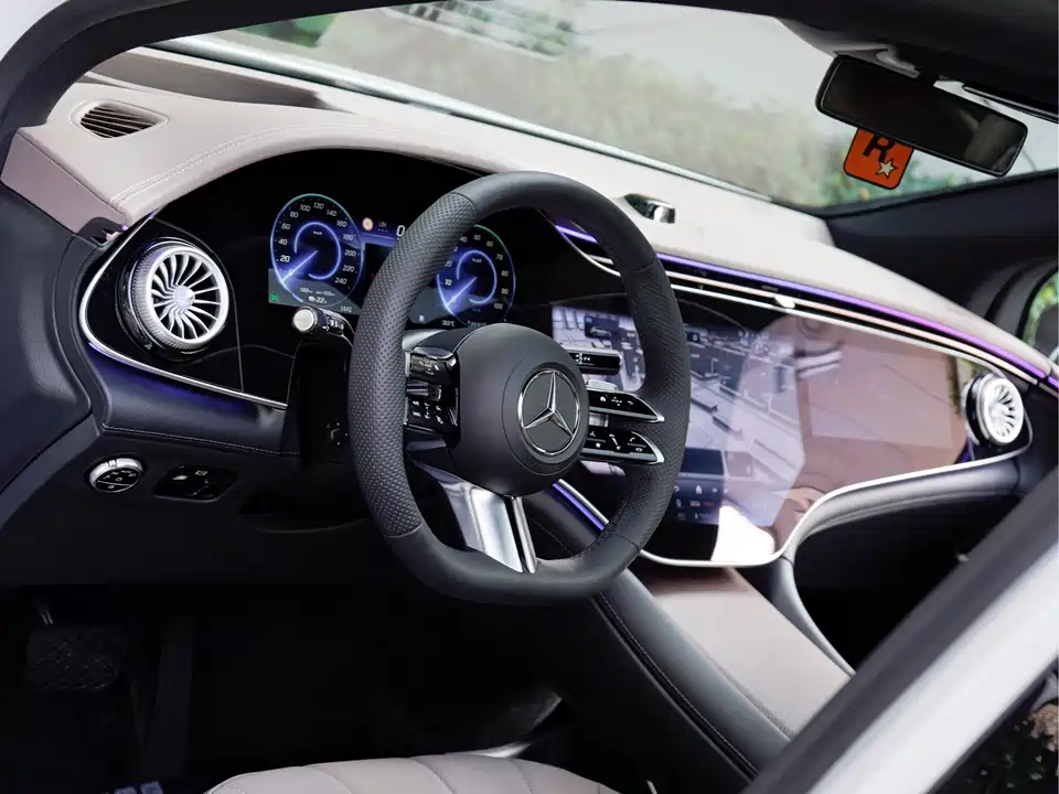 Mercedes-Benz EQE SUV