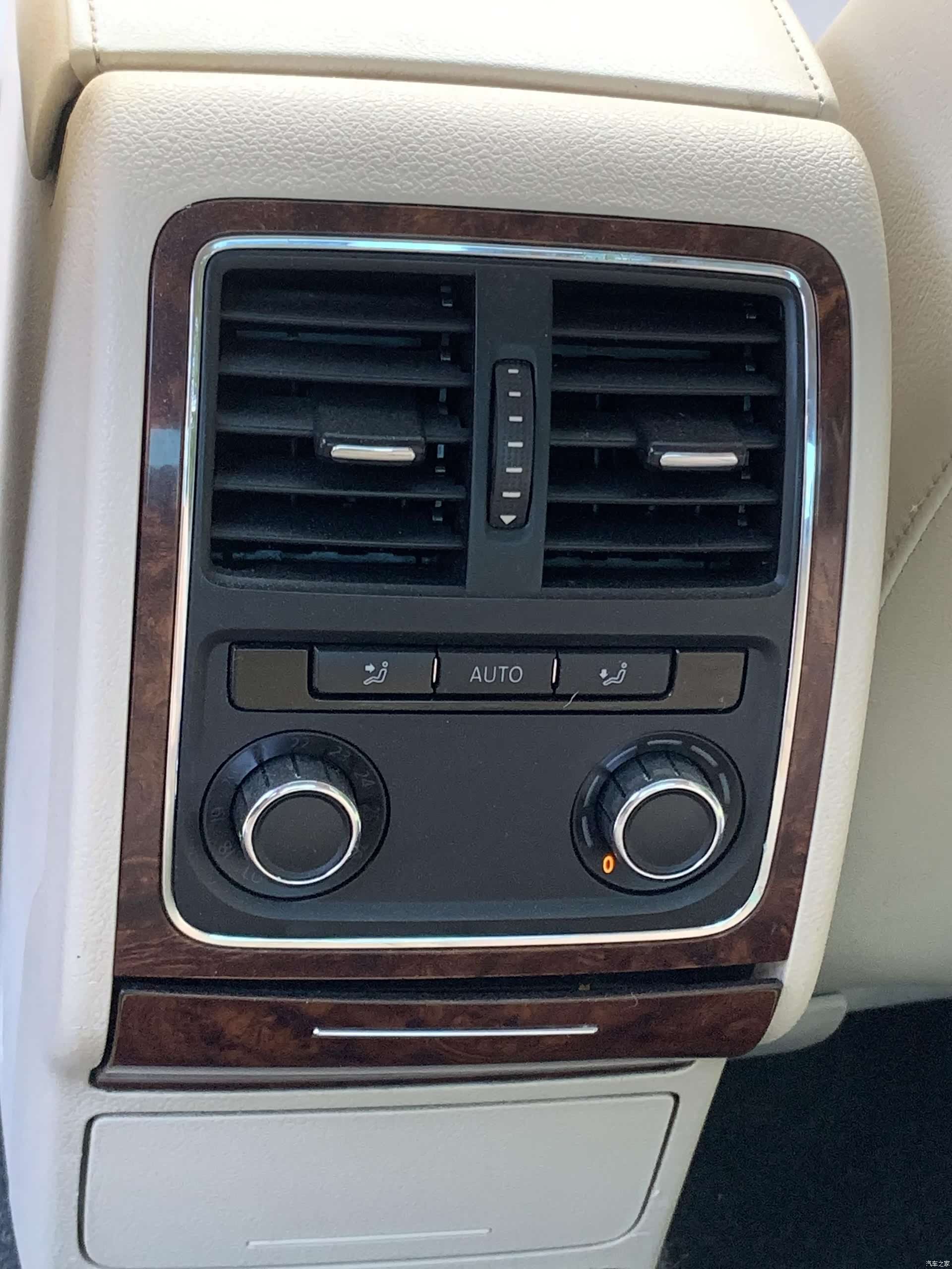 Volkswagen Passat, 2013 24
