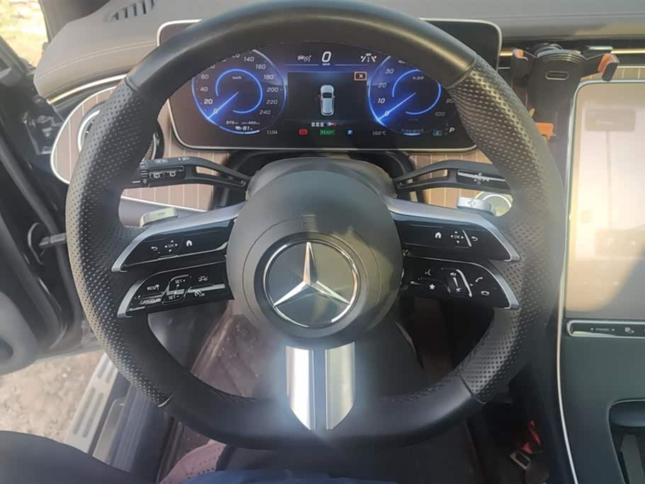 Mercedes-Benz EQE SUV