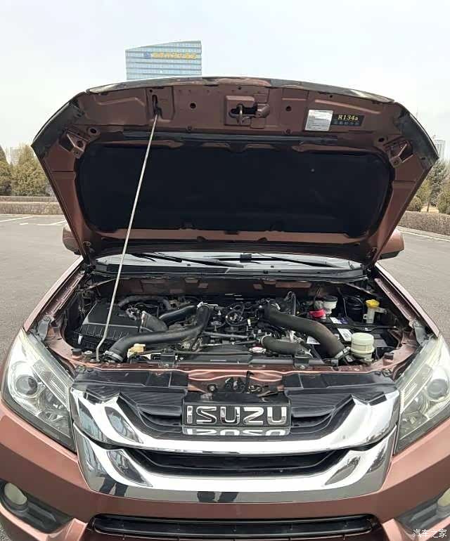 JMC mu-X, 2016 11