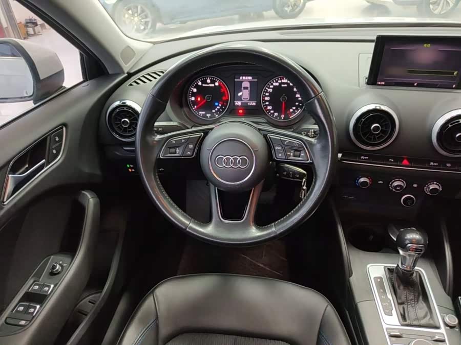 Audi A3 2019, фото 10
