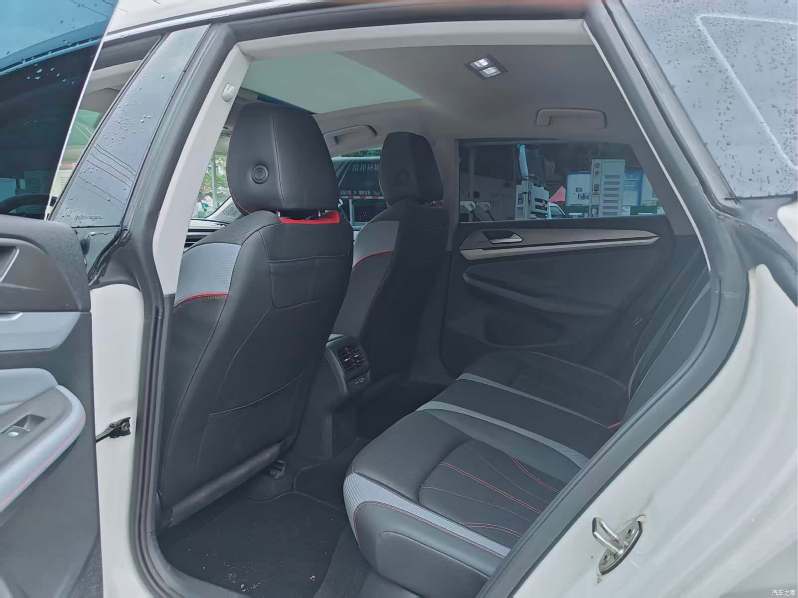 Volkswagen Lamando, 2024 10