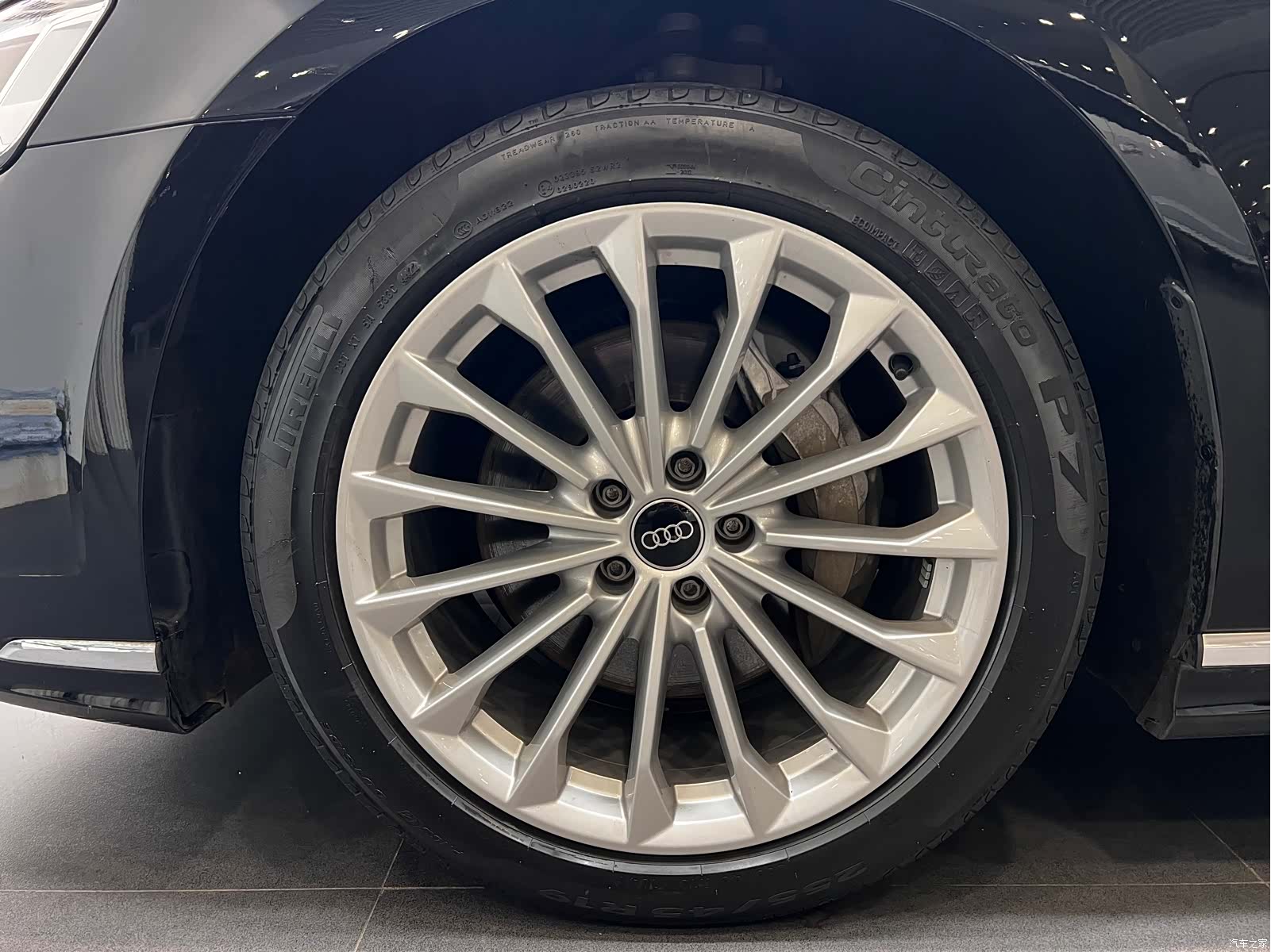 Audi A8L, 2023 13