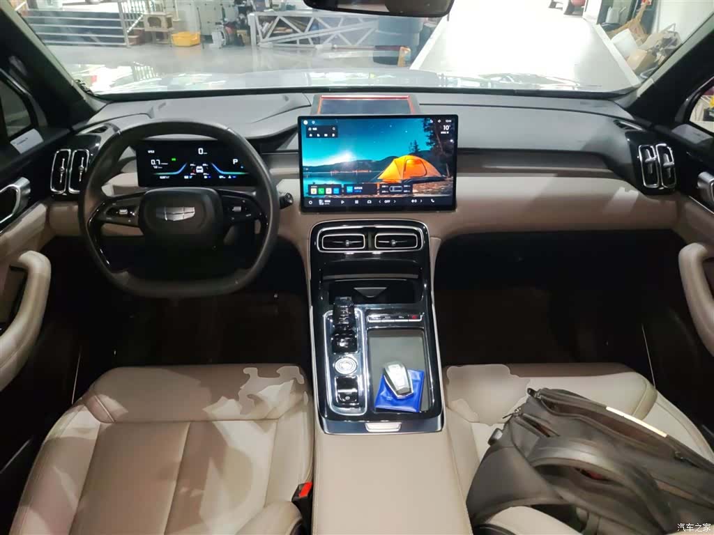 Geely Boyue, 2025 10