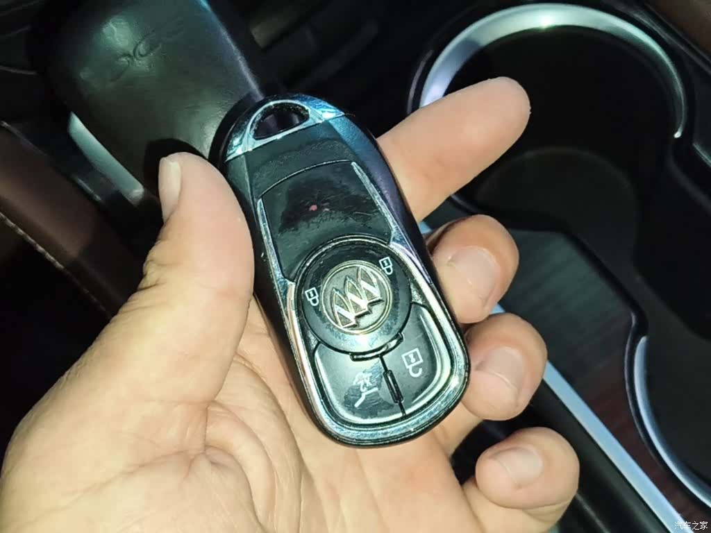 Buick Envision Plus, 2020 9