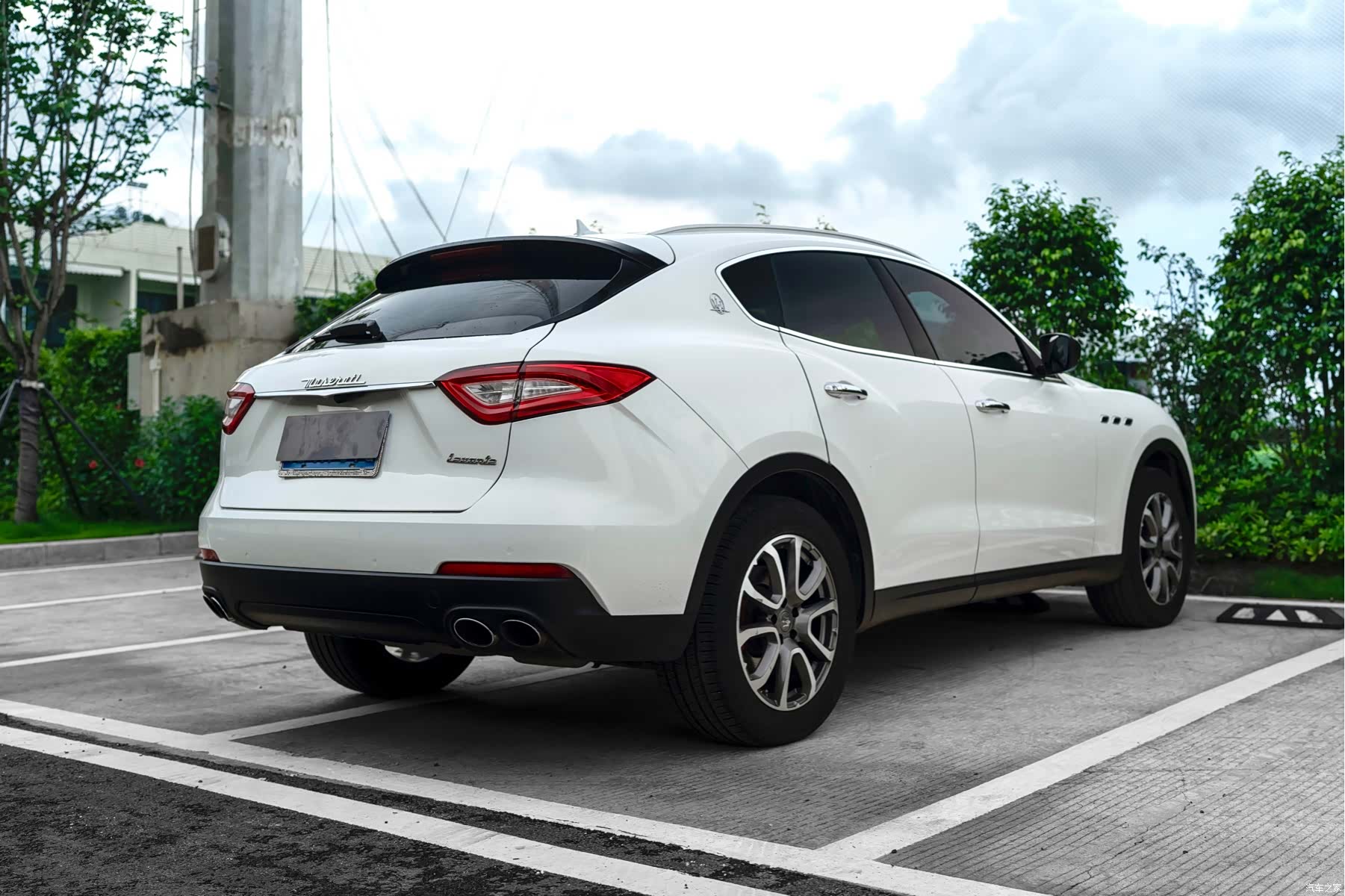 Maserati Levante, 2016 12