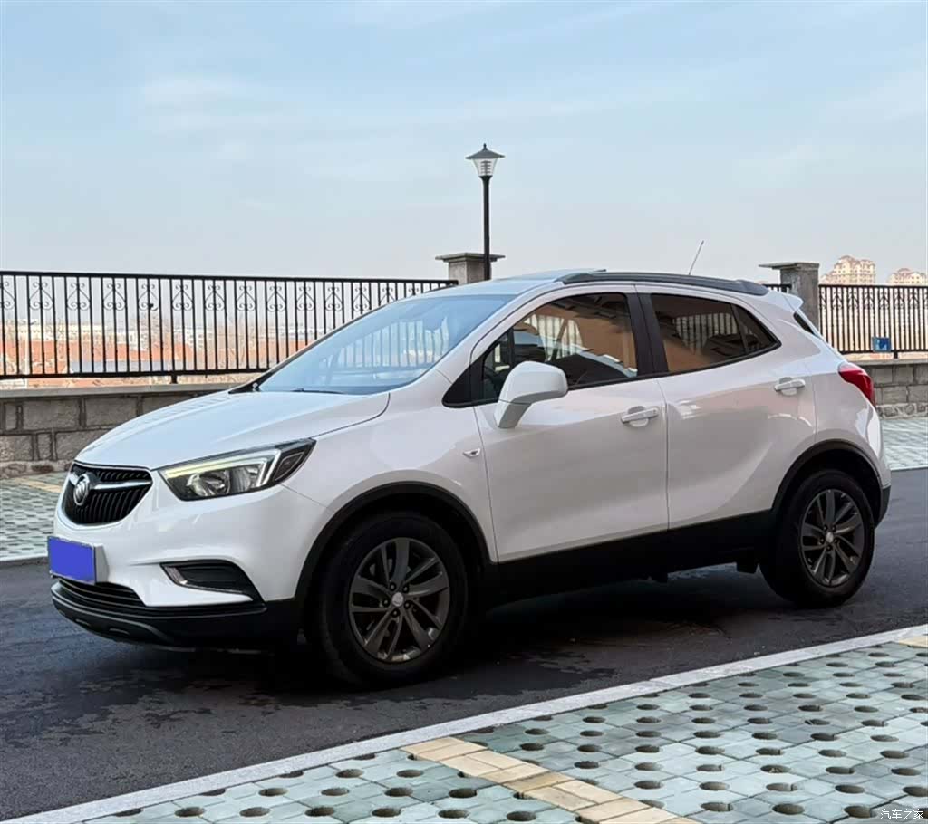 Buick Encore, 2017 1