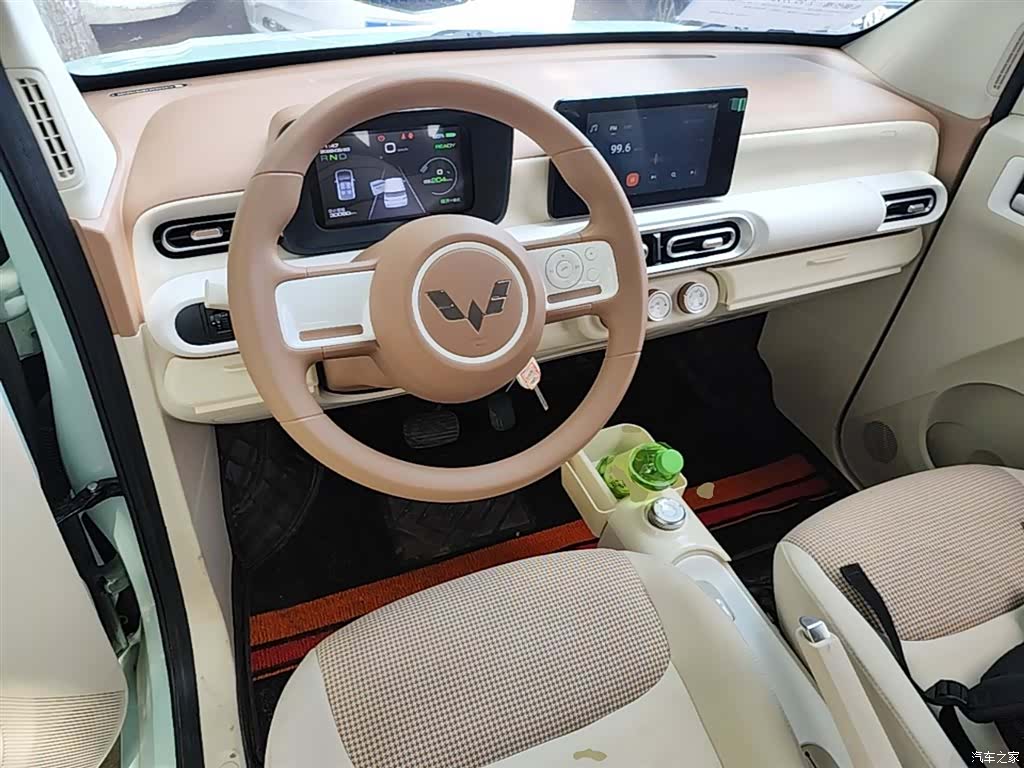 Wuling MINIEV, 2024 10