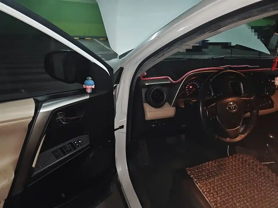 Toyota RAV4 Rongfang