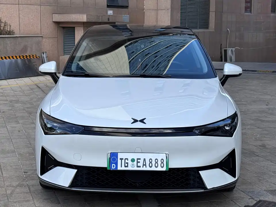 XPENG P5