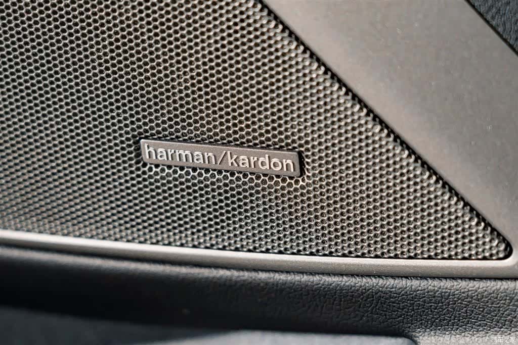 BMW 3 Series, 2025 19