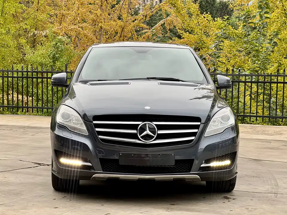 Mercedes-Benz R-class