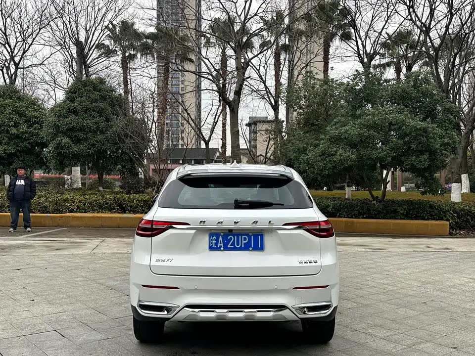 Haval F7