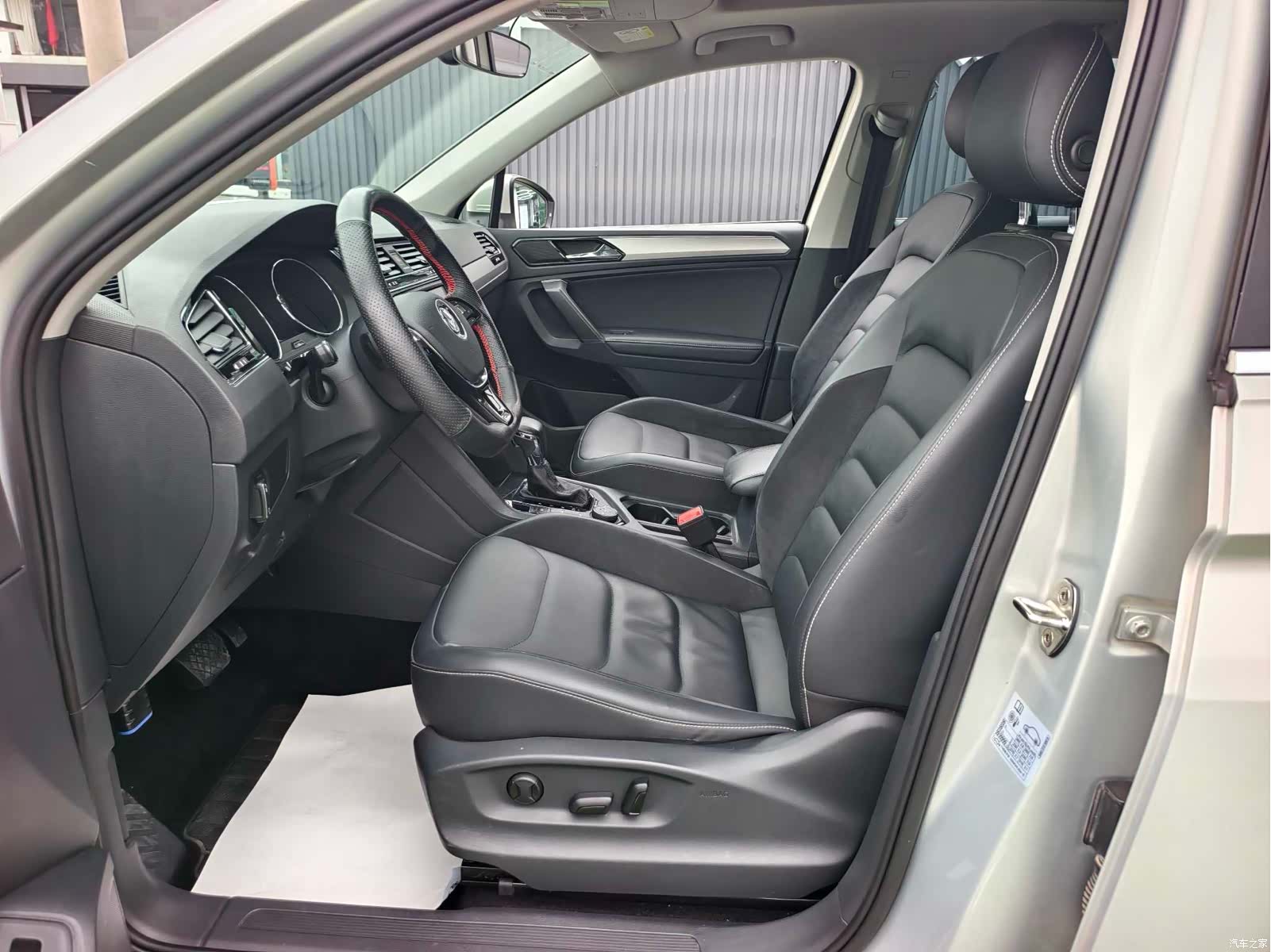 Volkswagen Tiguan L, 2017 9